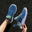 Tênis esportivo casual masculino, respirável e leve, em mesh, preto, para corrida, caminhada e outras atividades ao ar livre.